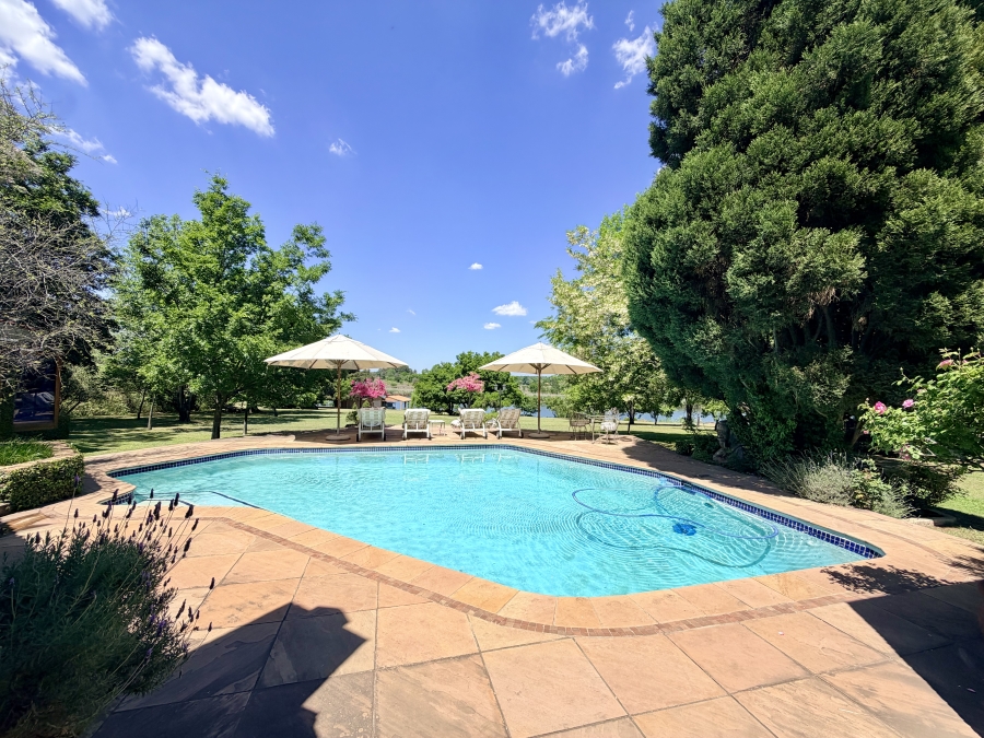7 Bedroom Property for Sale in Mullersrust Free State